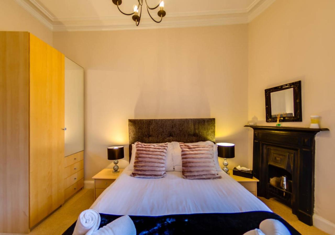 Joivy Spacious Apartment Next To The Meadows Edinburgh Bagian luar foto