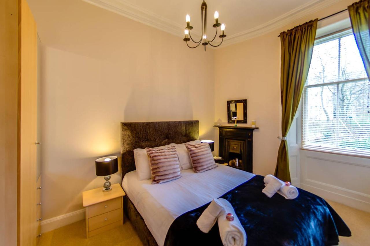 Joivy Spacious Apartment Next To The Meadows Edinburgh Bagian luar foto