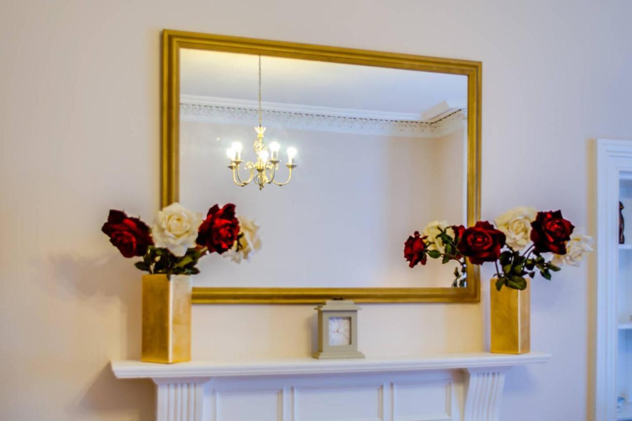 Joivy Spacious Apartment Next To The Meadows Edinburgh Bagian luar foto